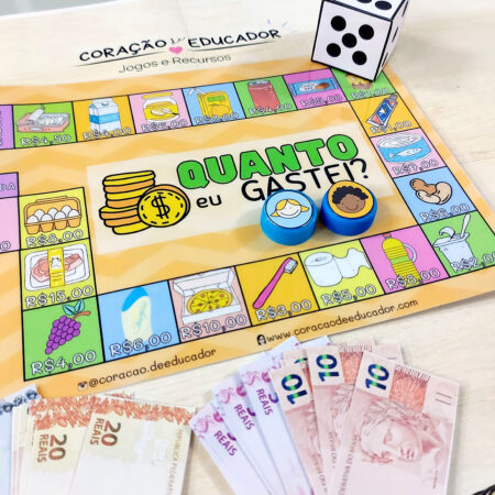 Jogo educativo 'Quanto Eu Gastei?' com tabuleiro, cédulas simuladas e atividades para ensinar cálculo mental, adição e subtração de forma interativa.